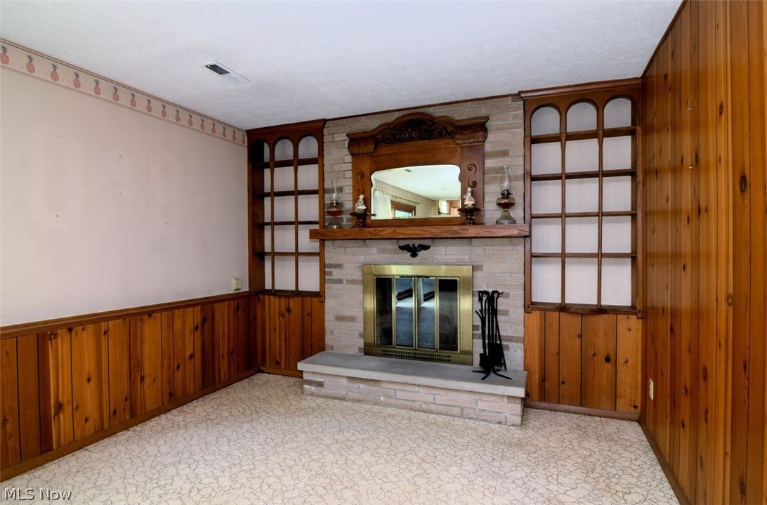 Sagamore Hills Estate #16 - Residential