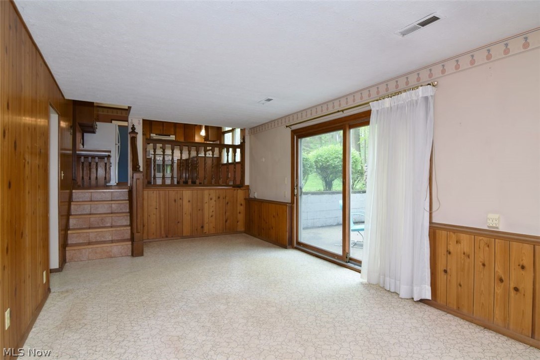 Sagamore Hills Estate #16 - Residential
