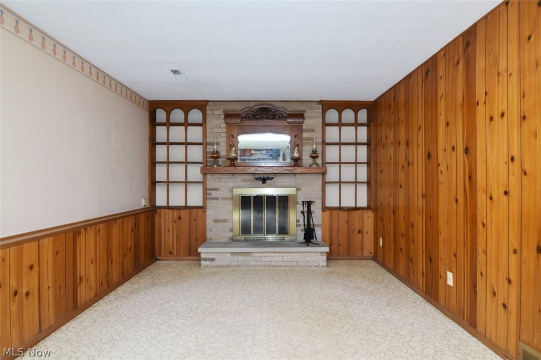 Sagamore Hills Estate #16 - Residential