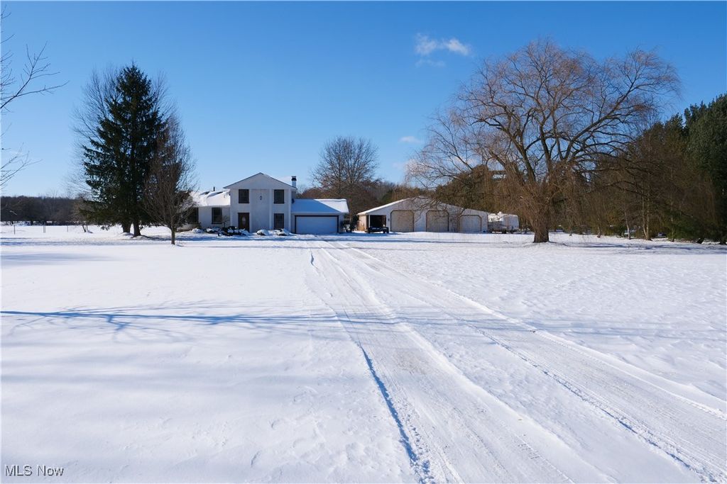 Photo of 20630 State Route 301, Wellington, OH 44090 (MLS # 5182686)
