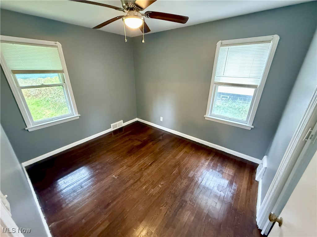 Walton Realty Cos Garfield Bl - Residential