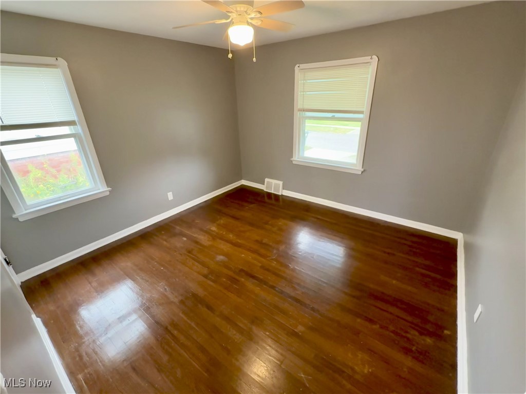 Walton Realty Cos Garfield Bl - Residential