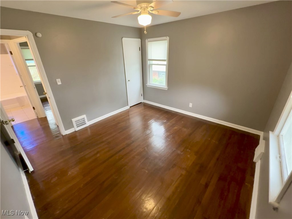 Walton Realty Cos Garfield Bl - Residential