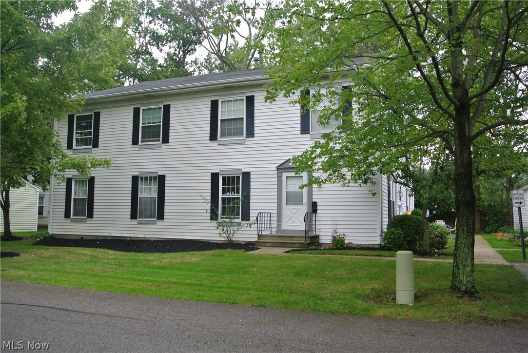 Village Green Condos 03 - Residential Lease