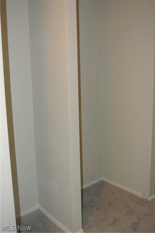 Village Green Condos 03 - Residential Lease