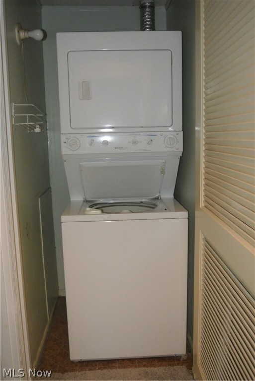 Village Green Condos 03 - Residential Lease