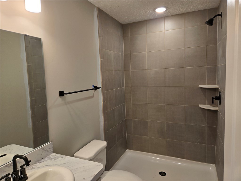 Summit at Forest Lakes - Residential