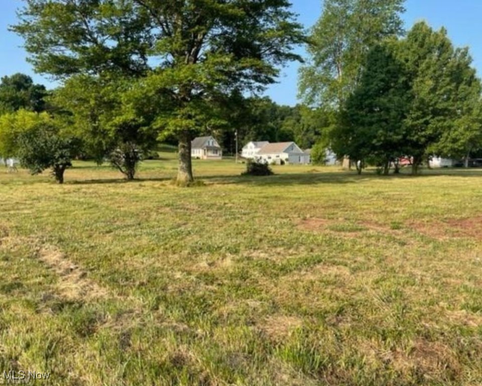 Don't miss out on this property. Located on Pike St. Great Commercial location. One of a kind. Ready for development. All utilities at site. Should verify utilities for yourself. B-2 zoning. Traffic count approximately 10,000 cars daily. Could be subdivided. Get in on the ground floor before the the DOH starts the widening of Pike St and the round a bout. Approx 1.55 acres.