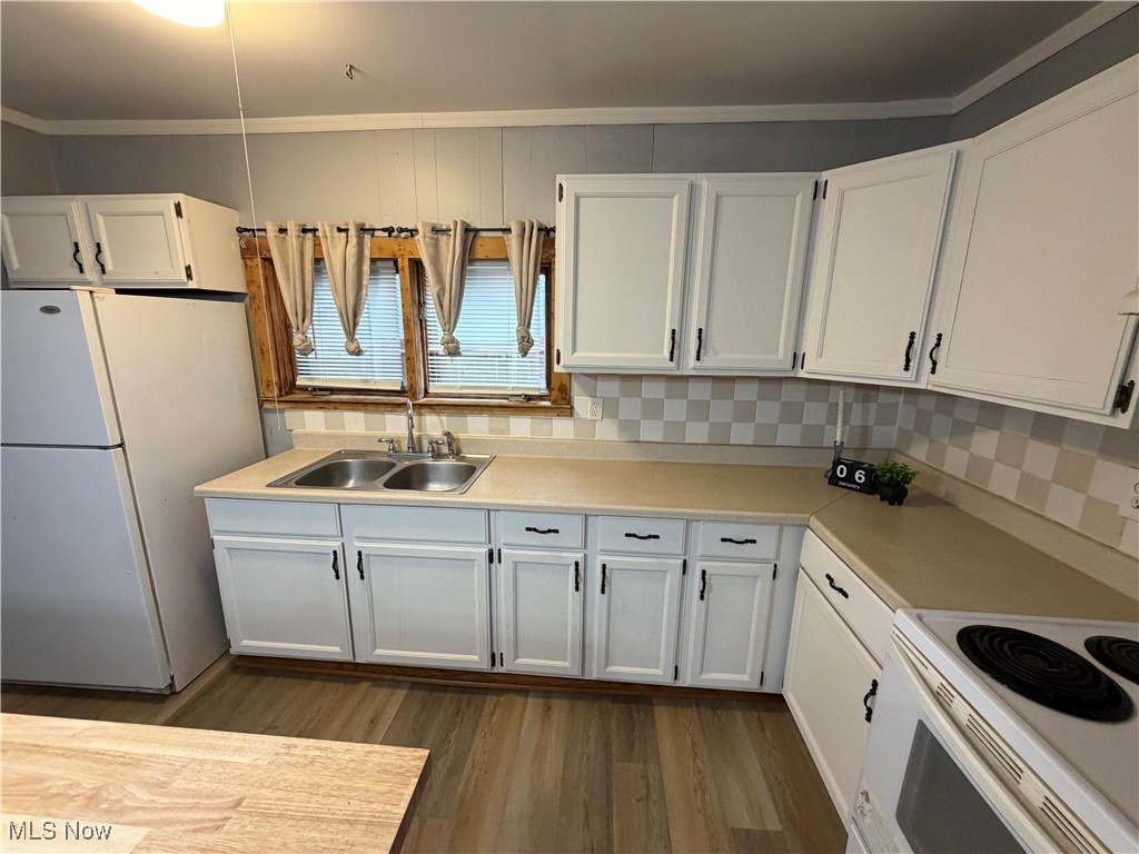 Moores - Residential