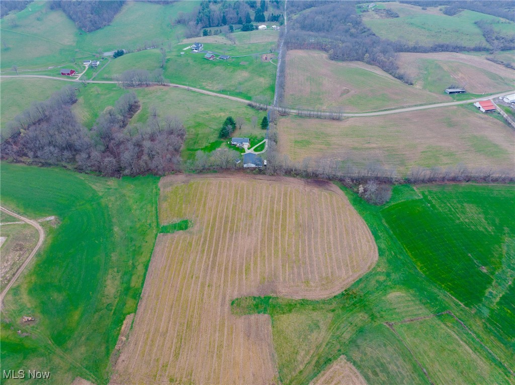 7110 Halo Road, Dellroy, Ohio image 3