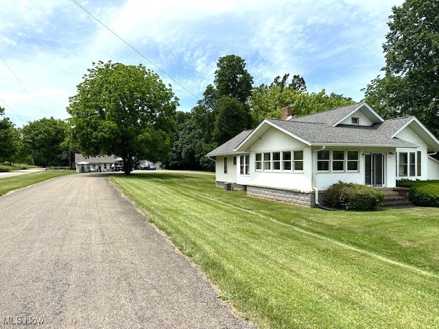 This property offers a 3 bdrm. 2 bath home with 3 car garage rents for $1500 a month. Tenant has a lease. One bedroom home 1 bath enclosed porch rents for $750 a month. Duplex one side pays 850 a month and the other side pays $750 both are 1200 sq. ft. and has laundry, one bdrm. and one bath each side. Rear home is a one bedroom, one bath with a one car garage. Currently rents for $750 a month. Also on the property is a trailer pad that rents for $275 a month, the tenant owns the trailer. Situated on 5 acres in the Maysville SD.