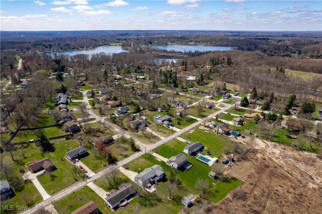 1881 Pleasant Valley Road, Streetsboro, Ohio image 2