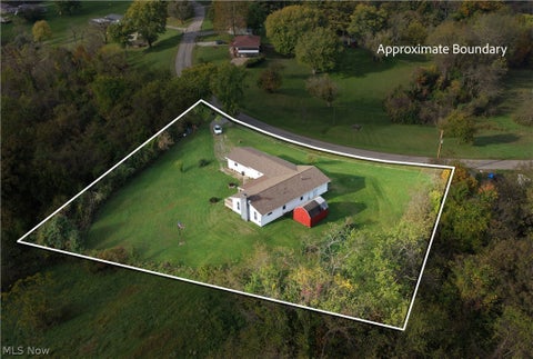 Photo of 1706 Calder Ridge Road, Belpre, OH 45714 (MLS # 5255488)