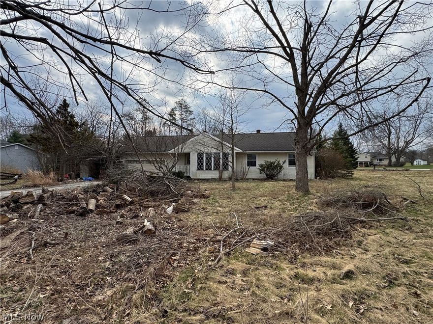 This is an ONLINE ONLY foreclosure sale. There are NO SHOWINGS. Deposit due by wire transfer within 48 upon conclusion . Cash deal; funding must take place within 30 days of confirmation of sale. 5% Buyer’s Premium shall apply. Subject to postponement and cancellation. Full terms and conditions at online registration.