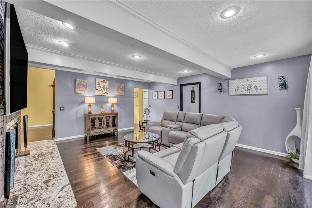 Fairwood Drive - Residential