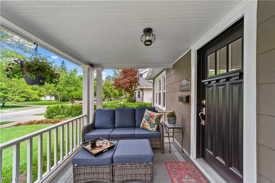 2583 Canterbury Road
