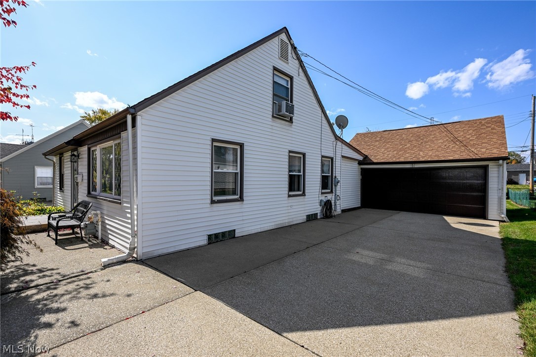 West Manor - Residential