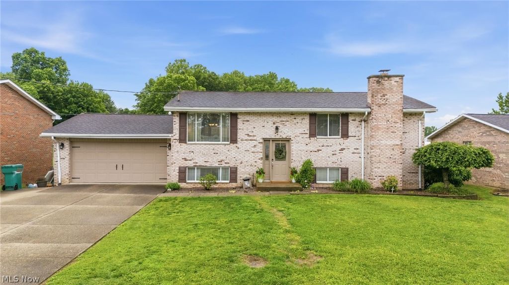 Photo of 123 Brant Drive DR, Marietta, OH 45750 (MLS # 5212592)