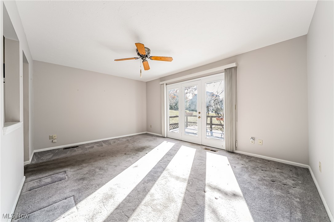 10515 Kettering Oval, Strongsville, Ohio image 16