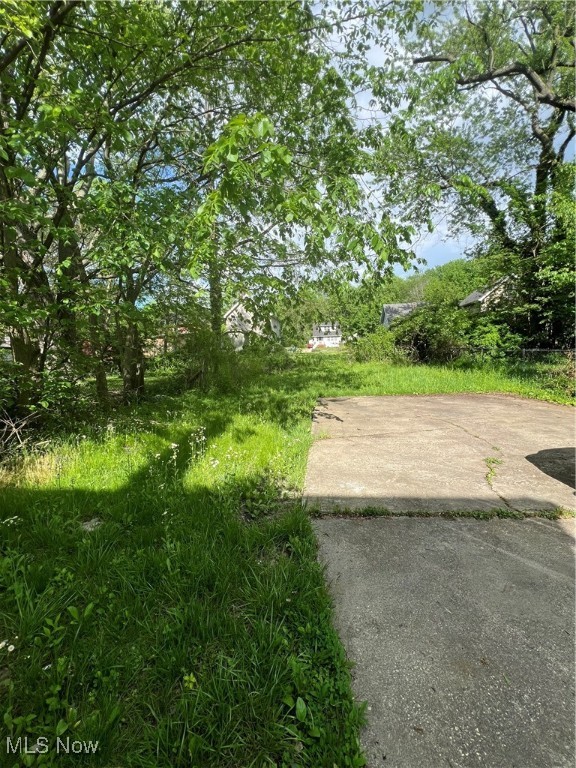 Colonial Homes - Residential Lease