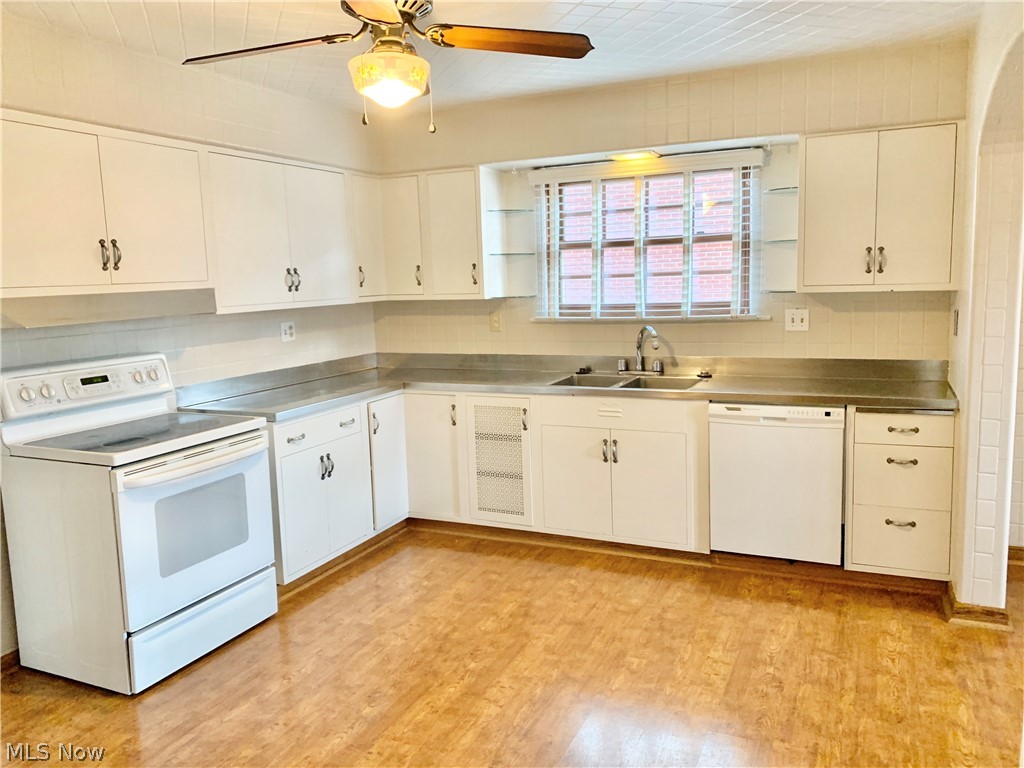 BRADY ESTATES - Residential