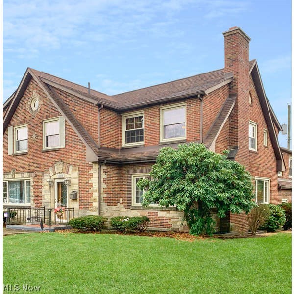 BRADY ESTATES - Residential