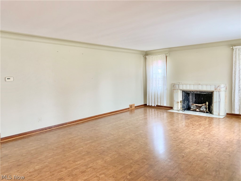 BRADY ESTATES - Residential