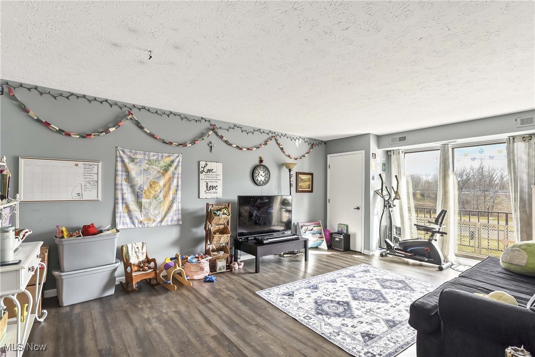 4849 Grace Road #210, North Olmsted, Ohio image 6