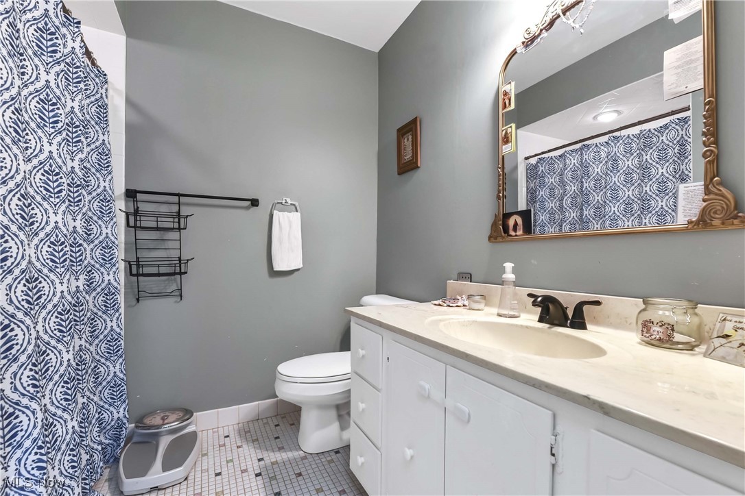 4849 Grace Road #210, North Olmsted, Ohio image 23