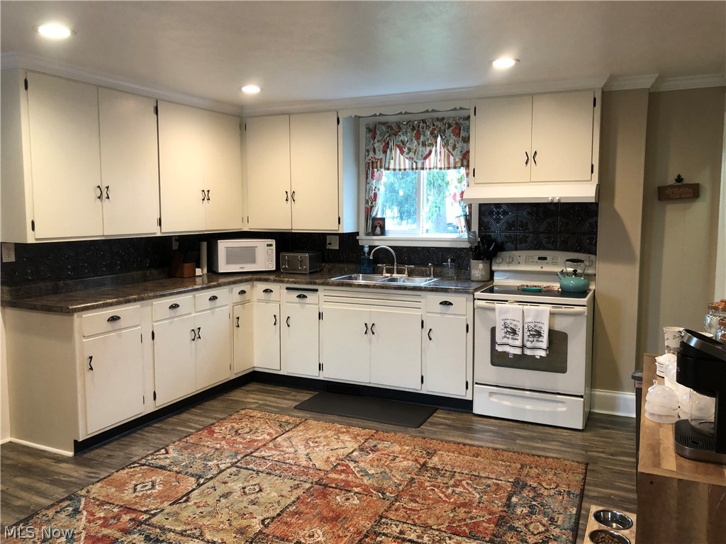 City/New Philadelphia - Residential