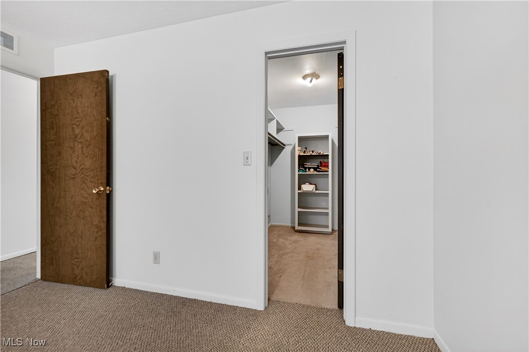 Oak Knolls Condo - Residential