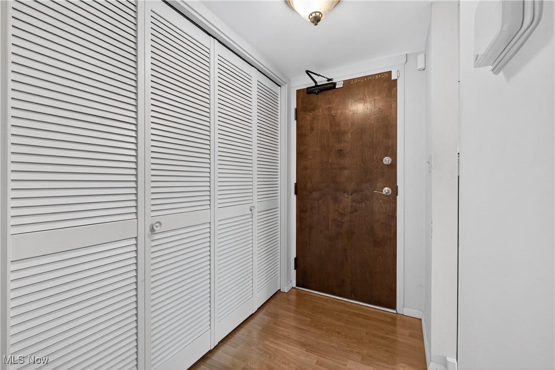 Oak Knolls Condo - Residential