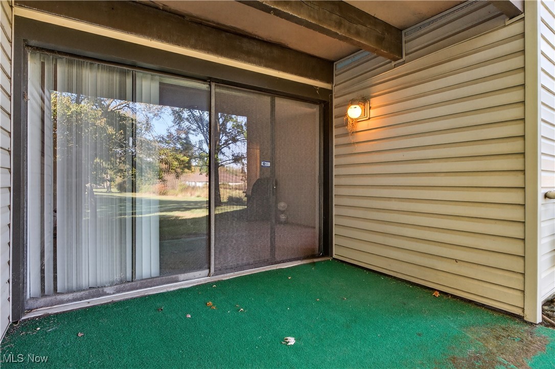 Oak Knolls Condo - Residential