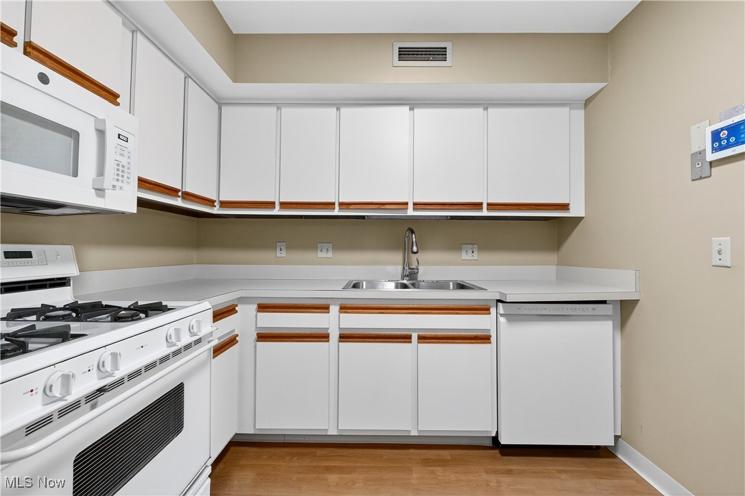 Oak Knolls Condo - Residential