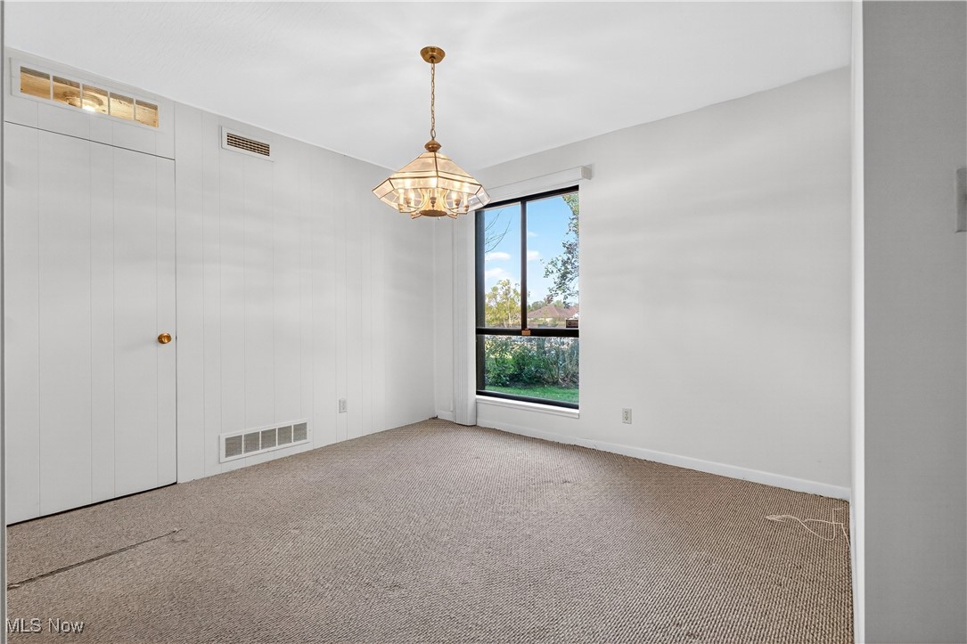 Oak Knolls Condo - Residential