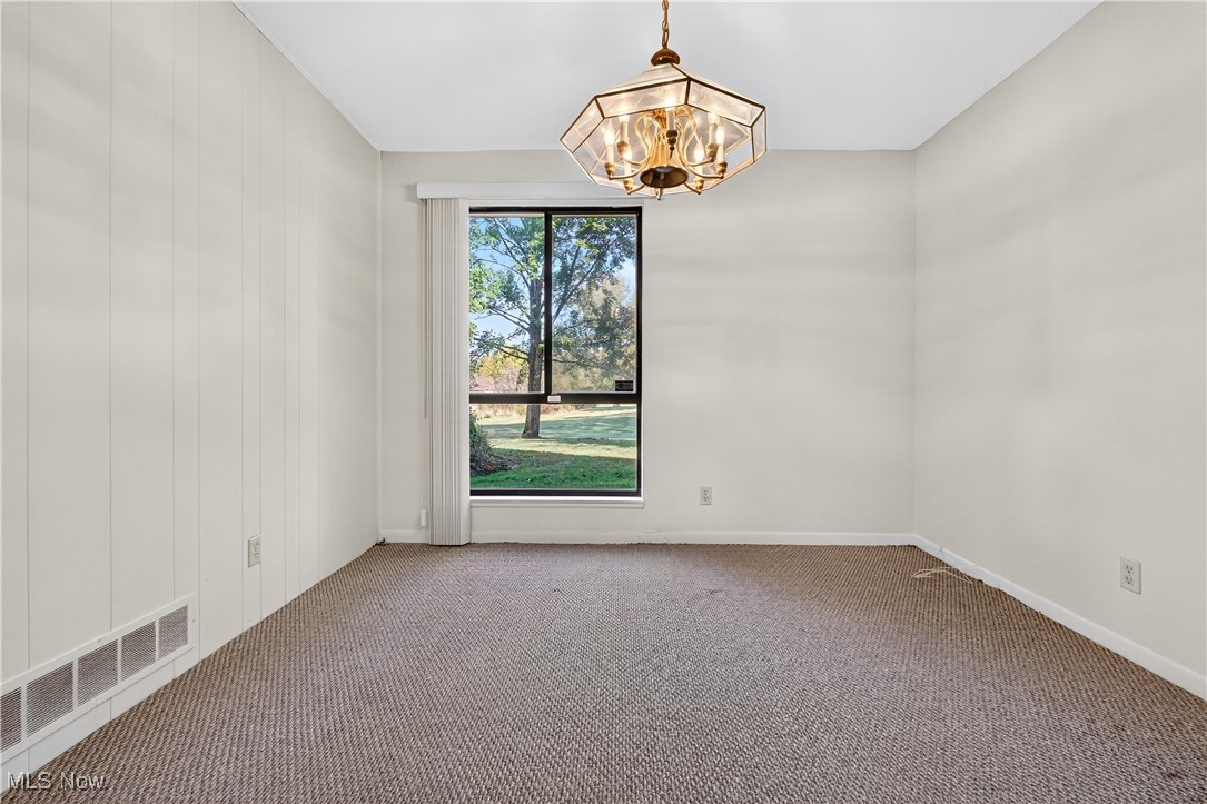 Oak Knolls Condo - Residential