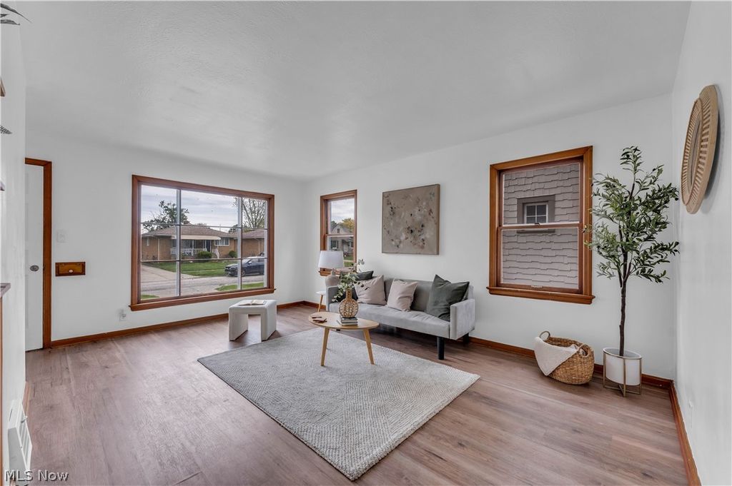 Photo of 2303 Tuxedo Avenue, Parma, OH 44134 (MLS # 5209962)