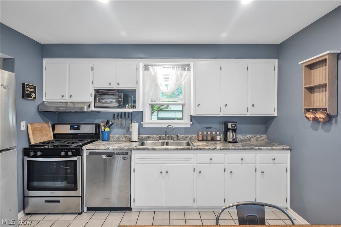 Arrowhead Beach - Residential