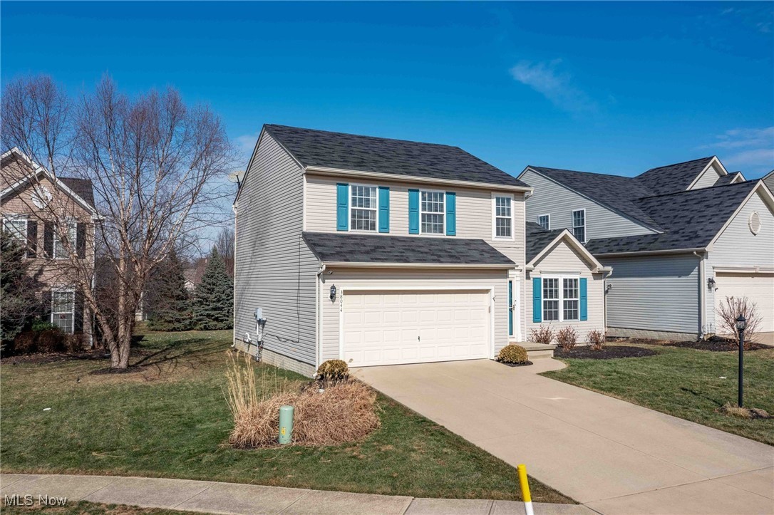 38044 Edge Meadow Court, North Ridgeville, Ohio image 2