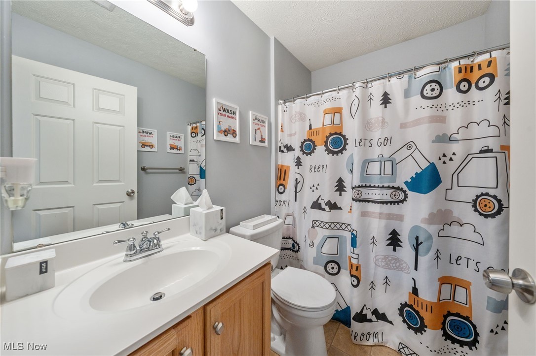 38044 Edge Meadow Court, North Ridgeville, Ohio image 27