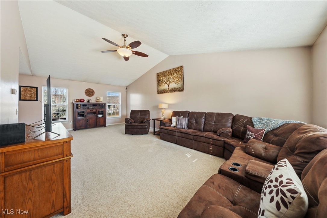 38044 Edge Meadow Court, North Ridgeville, Ohio image 5