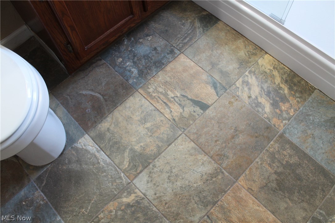 Genek Realty Companys - Residential