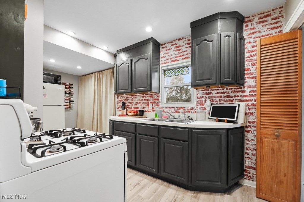 Hoenicka Park - Residential