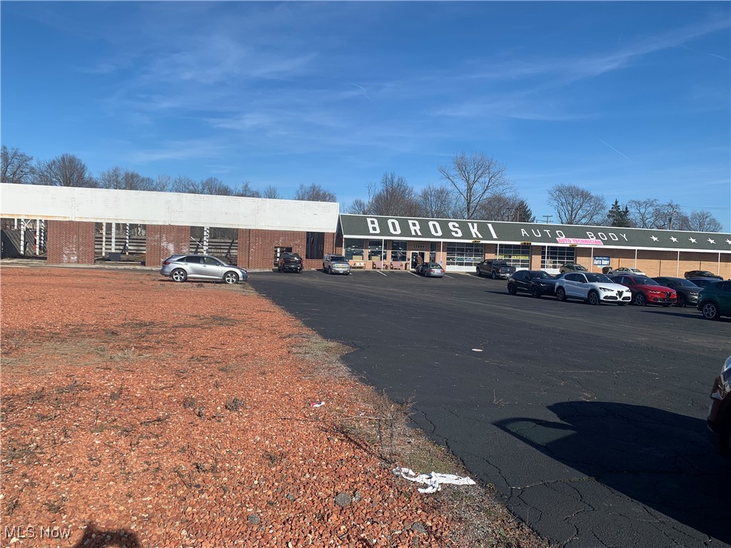 Worthy-Helwick Cos Mapleboro - Commercial Sale