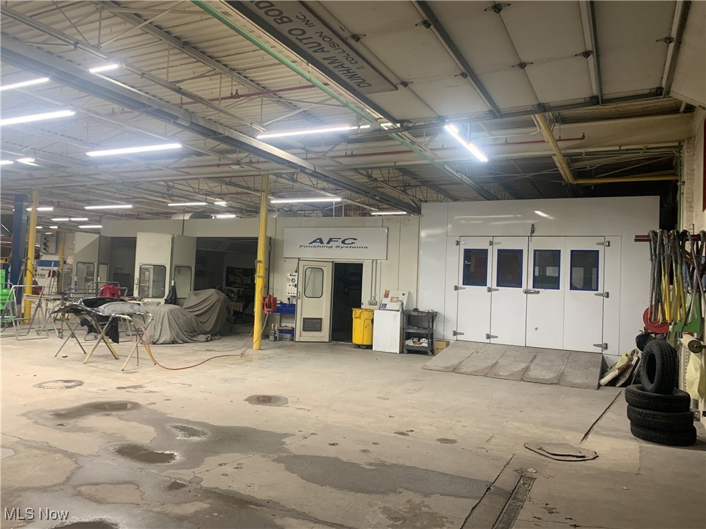 Worthy-Helwick Cos Mapleboro - Commercial Sale