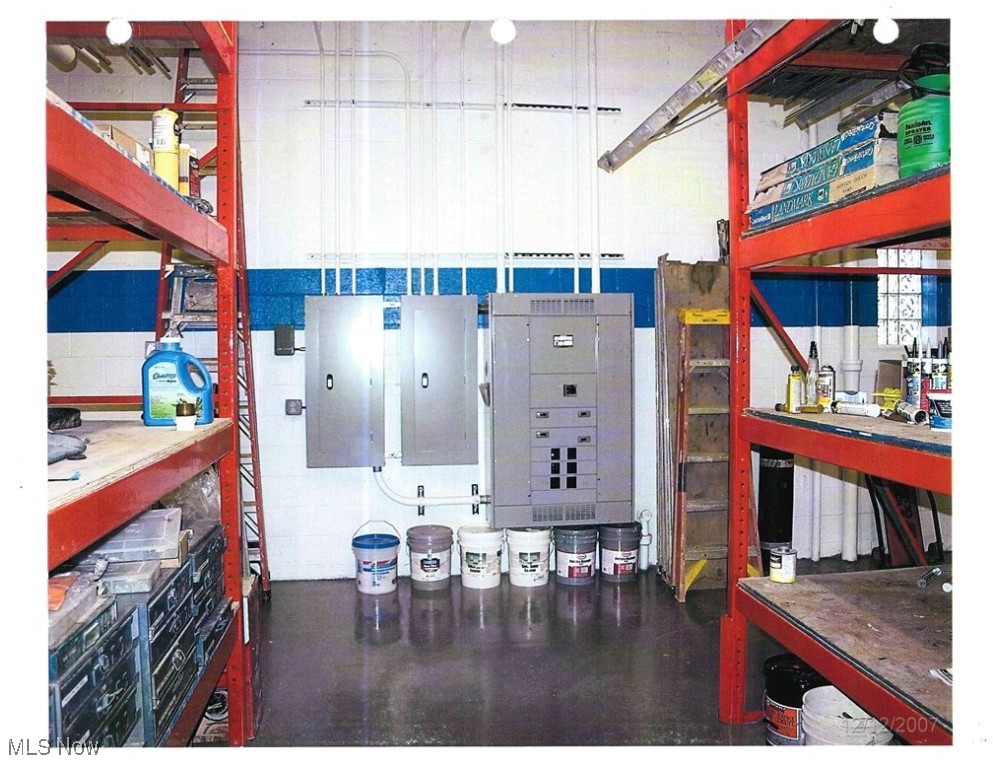 Worthy-Helwick Cos Mapleboro - Commercial Sale