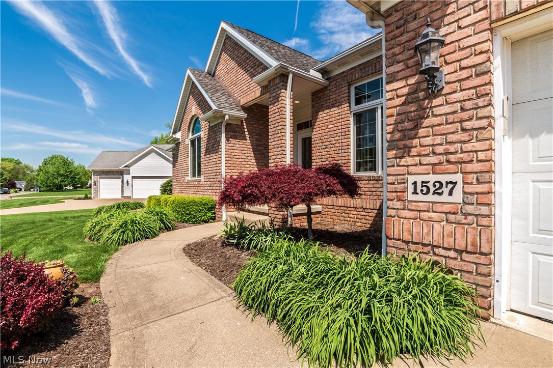 Estates/Mdw Wood Ph 03 Allotm - Residential