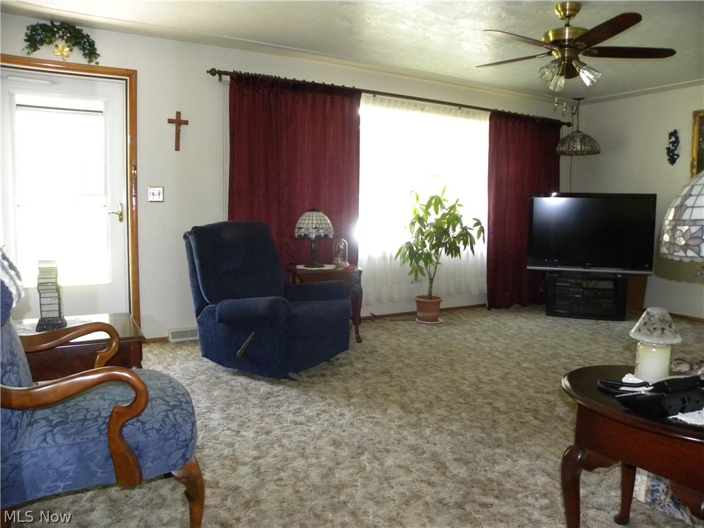 Cresthaven - Residential