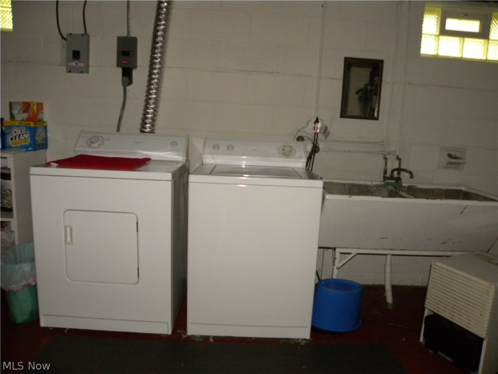 Cresthaven - Residential