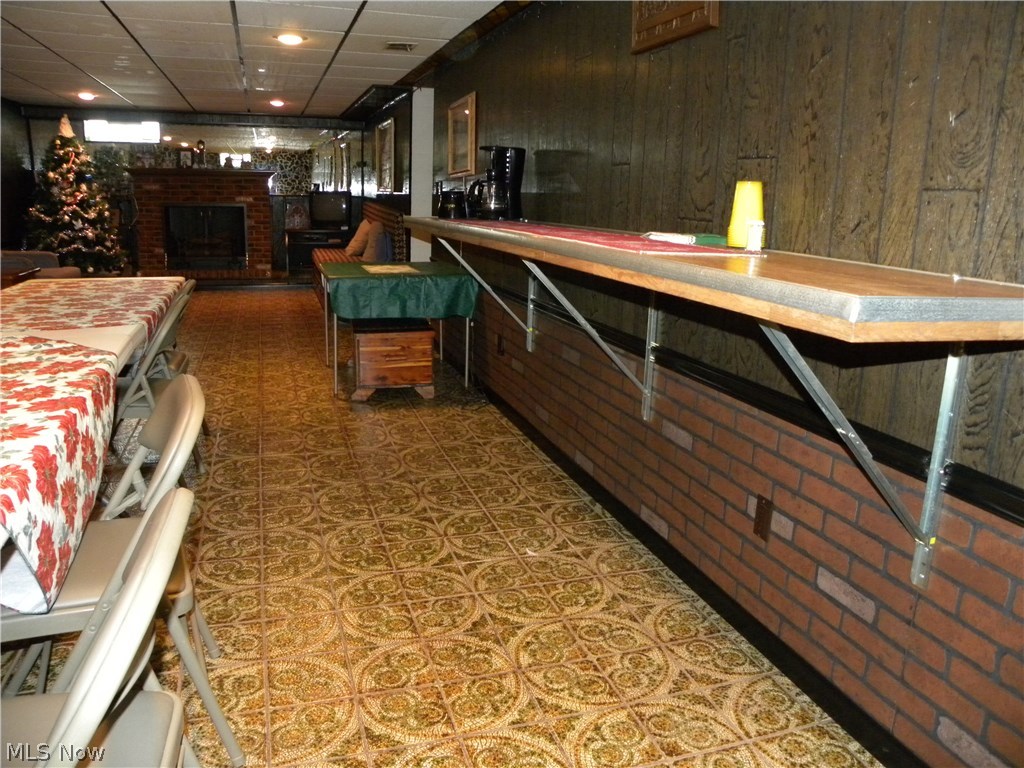 Cresthaven - Residential